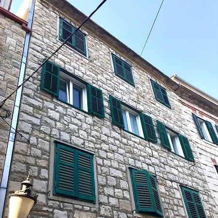 ゲストハウス Wind Rose